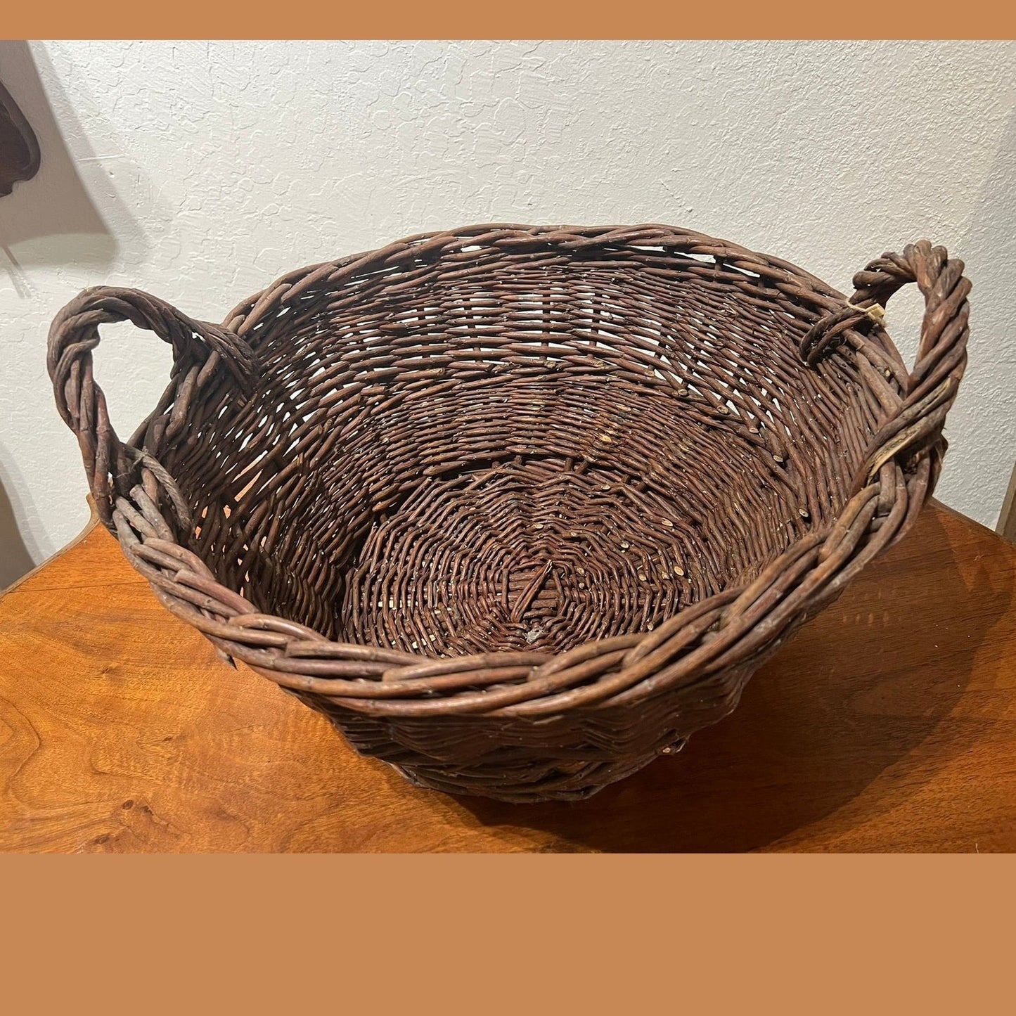 Basket - Dark Handwoven Twig Lg Round #67902