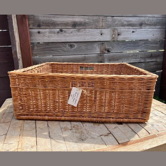 Woven German Bakery Basket - Medium