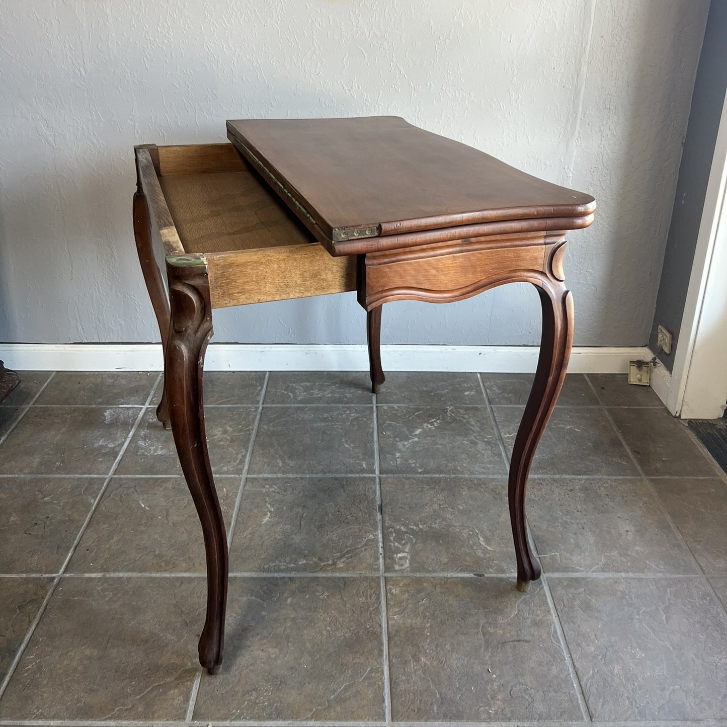 Antique French Oak Game Table – Louis XV Style Card & Chess Table with Carved Details, 1900s