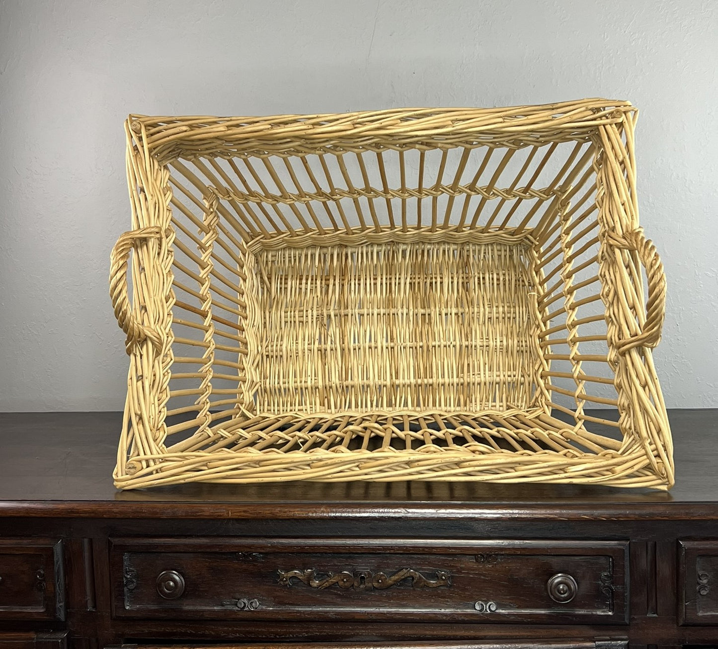 Vintage French Wicker Laundry Basket – Handwoven Farmhouse Hamper with Handles #6521
