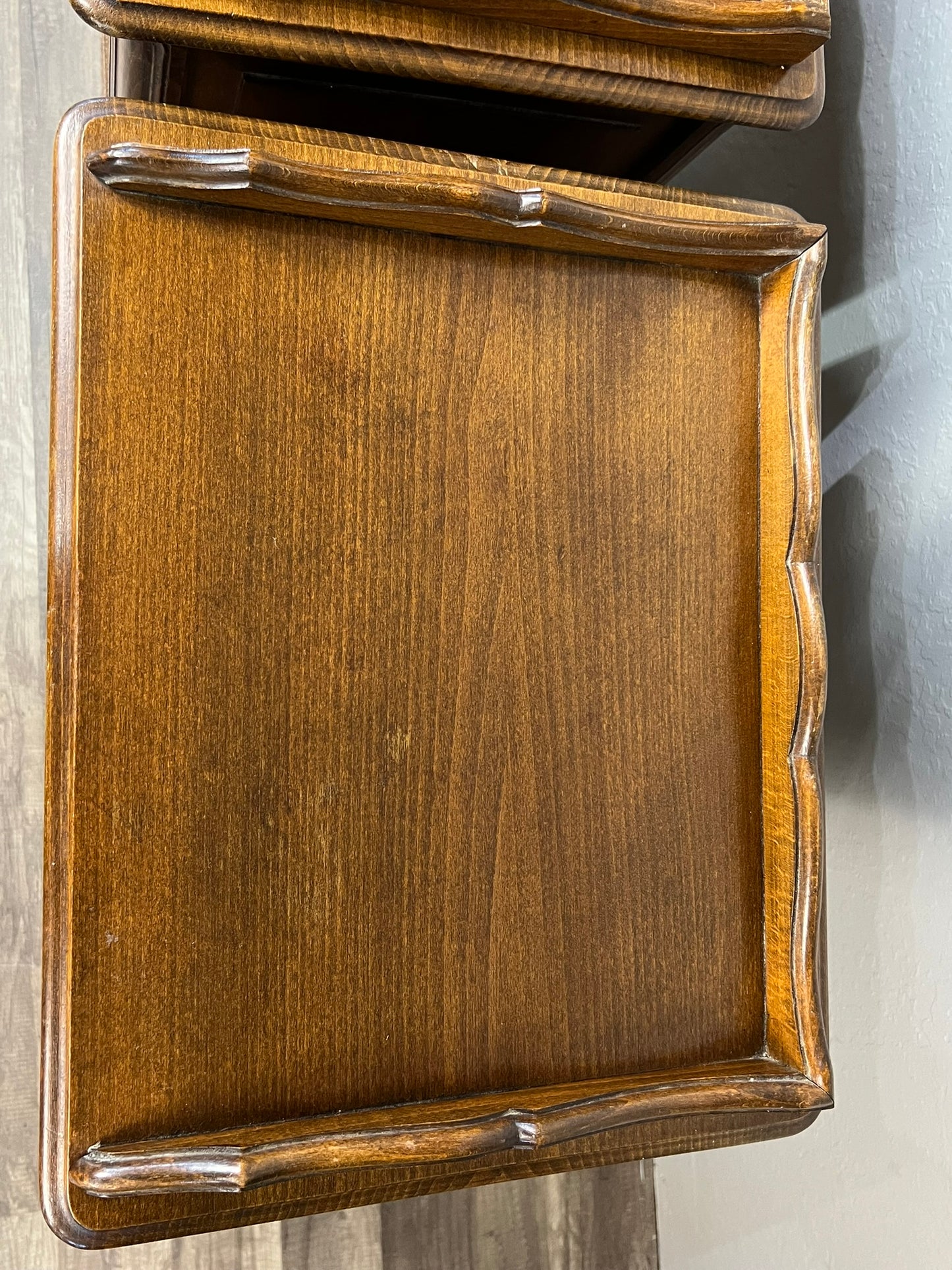 Pair of Vintage Belgian Oak Nightstands – Louis XV Style Bedside Tables with Drawers #526