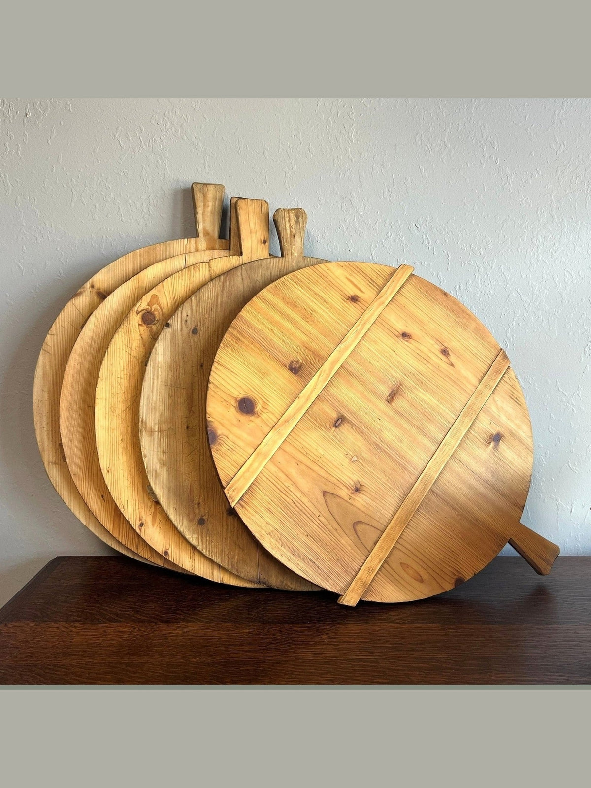 Vintage German Pine Round Breadboard