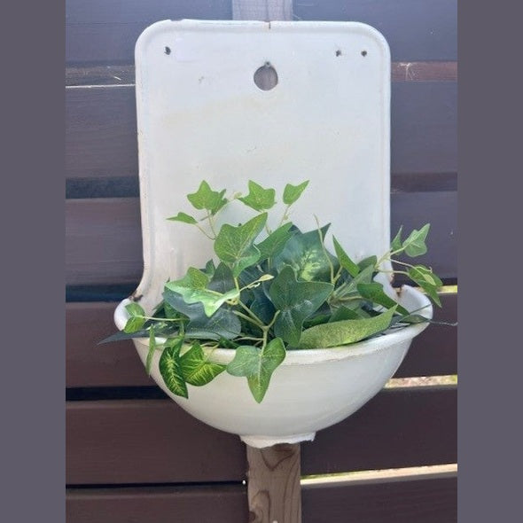 Antique White Wall Basin