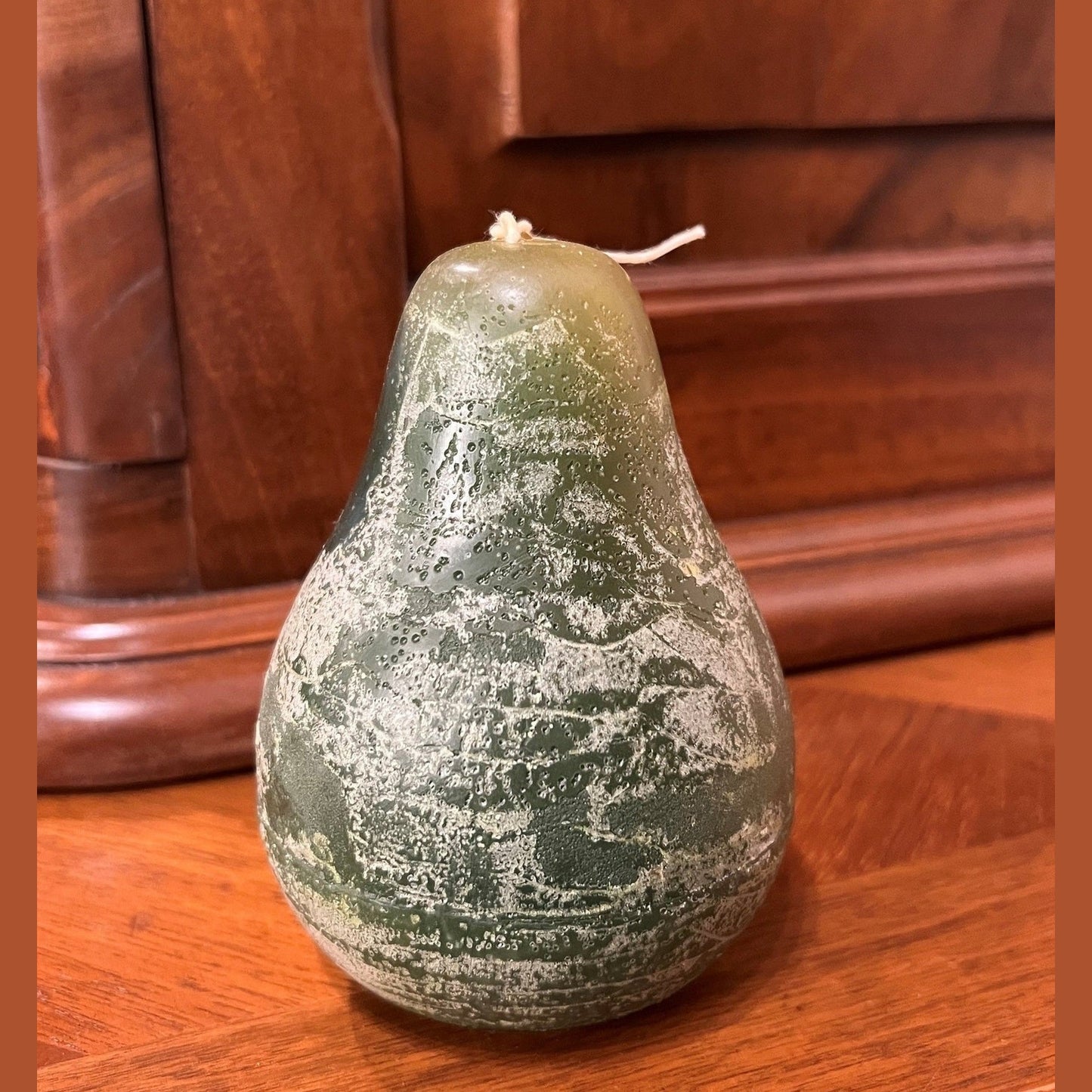 Timber Pear Candle Green