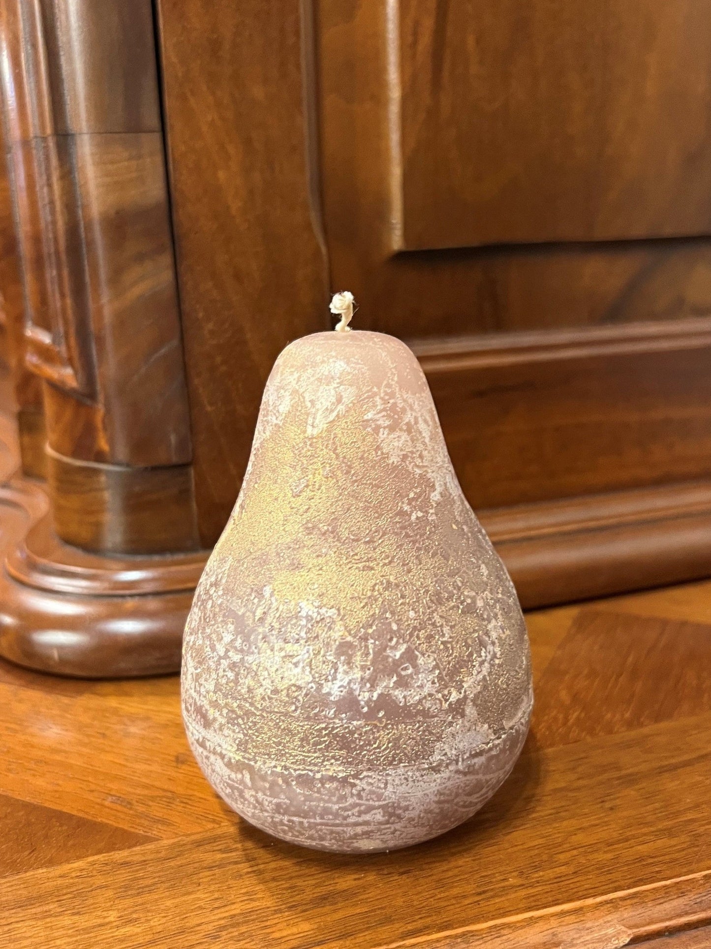 Ritz Timber Pear Candle Gray