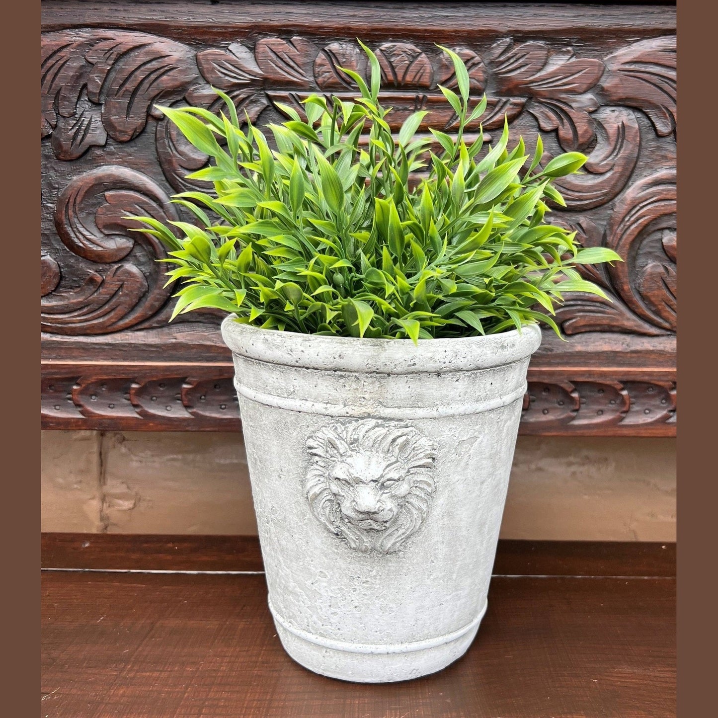 Cement Lion Head Planter - Large