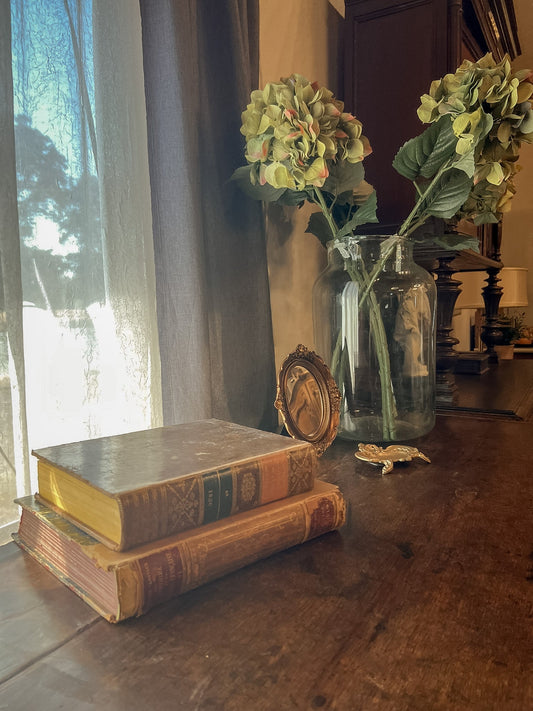 Bringing Autumn Home: Decorating for Fall with Antiques & Natural Materials