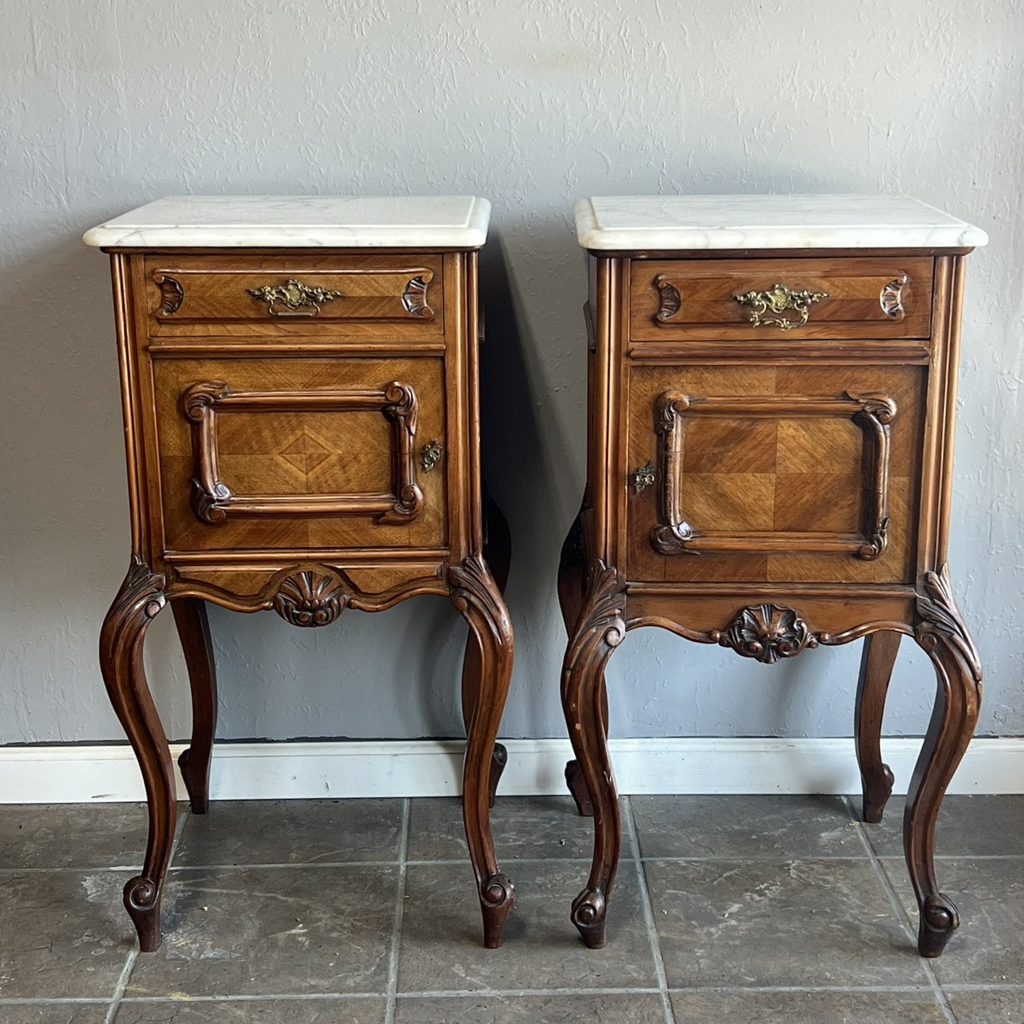 Antique French Louis XV Walnut Nightstands with White Marble Tops – Pair