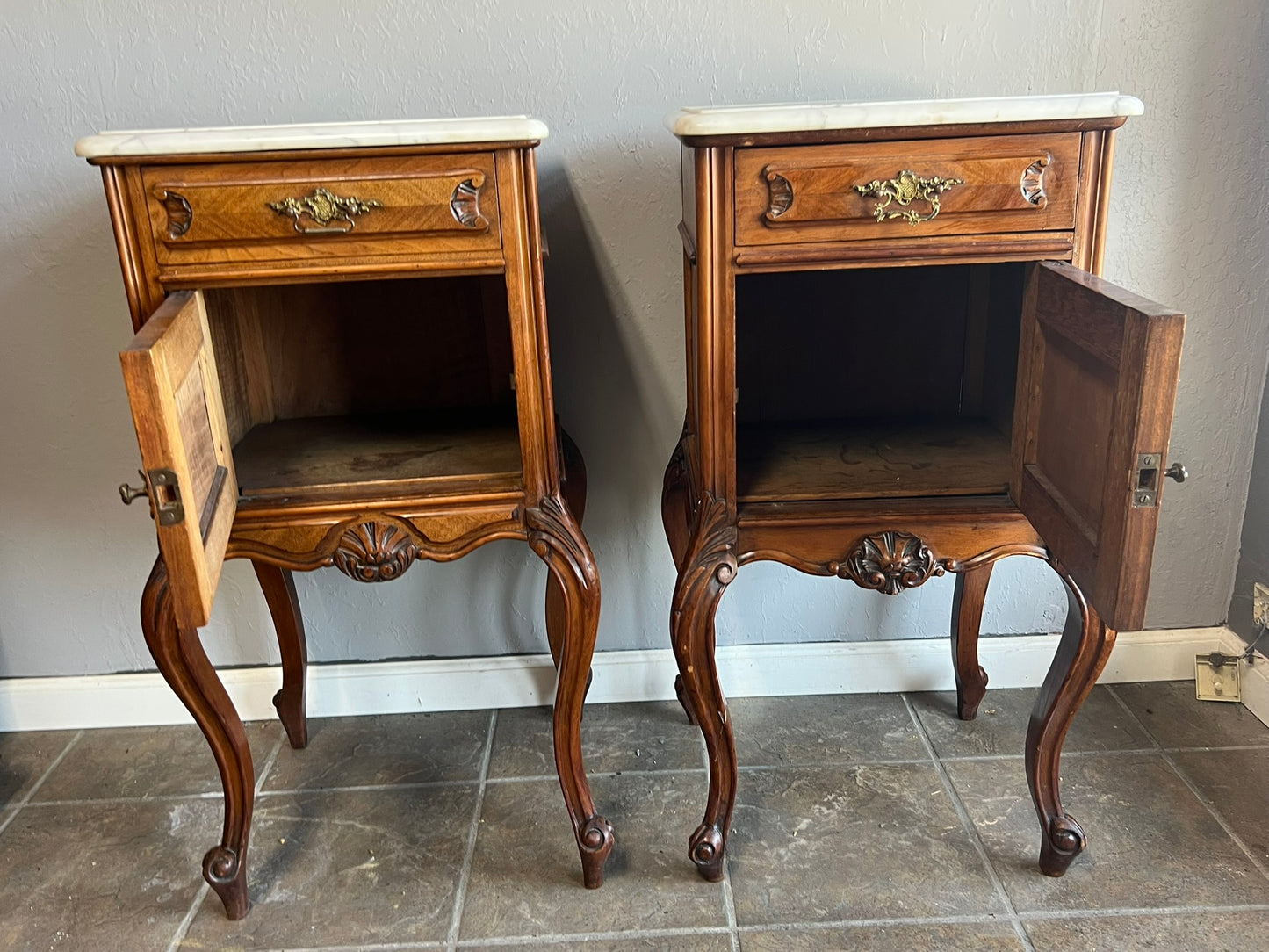 Antique French Louis XV Walnut Nightstands with White Marble Tops – Pair