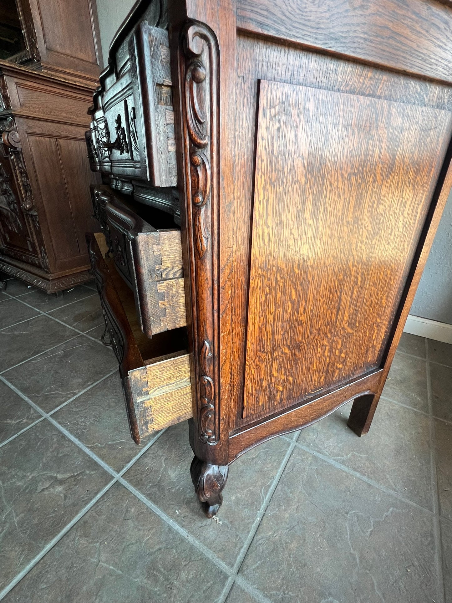Vintage French Oak Dresser with Carved Details and Serpentine Front