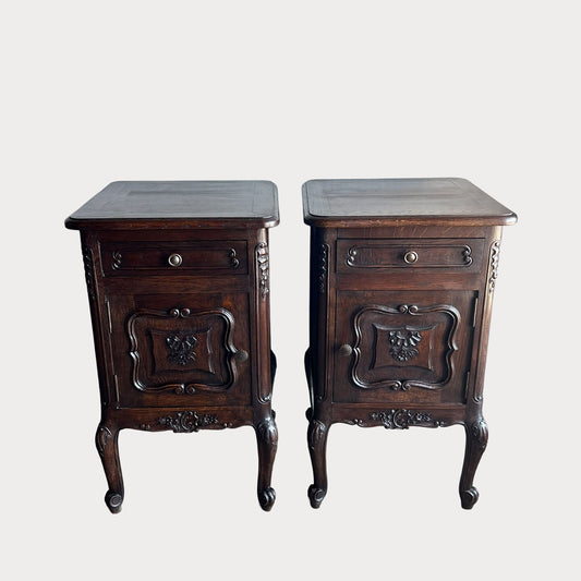 Pair of Vintage Belgian Dark Oak Nightstands – Louis XV Style Bedside Tables #128