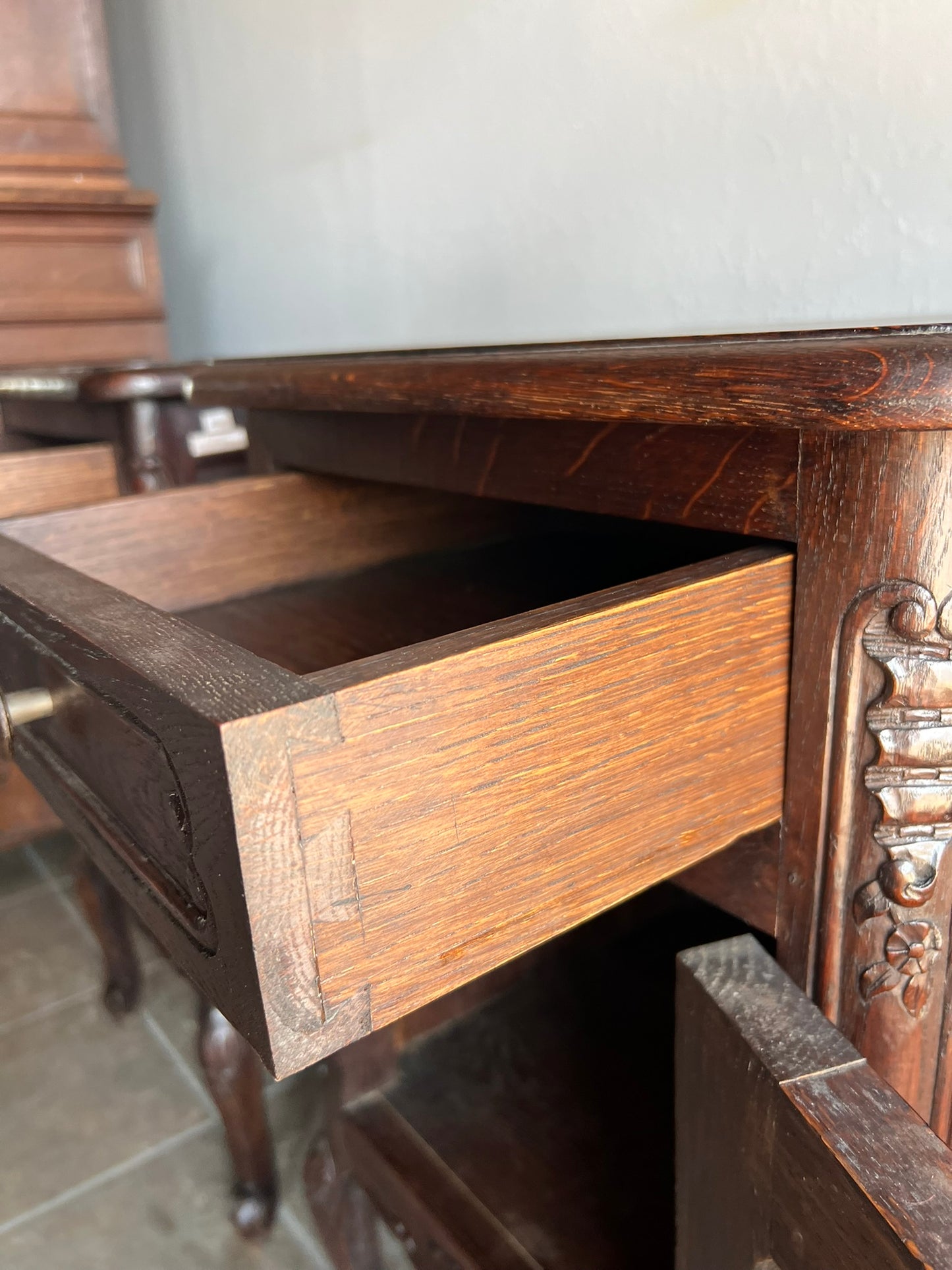 Pair of Vintage Belgian Dark Oak Nightstands – Louis XV Style Bedside Tables #128