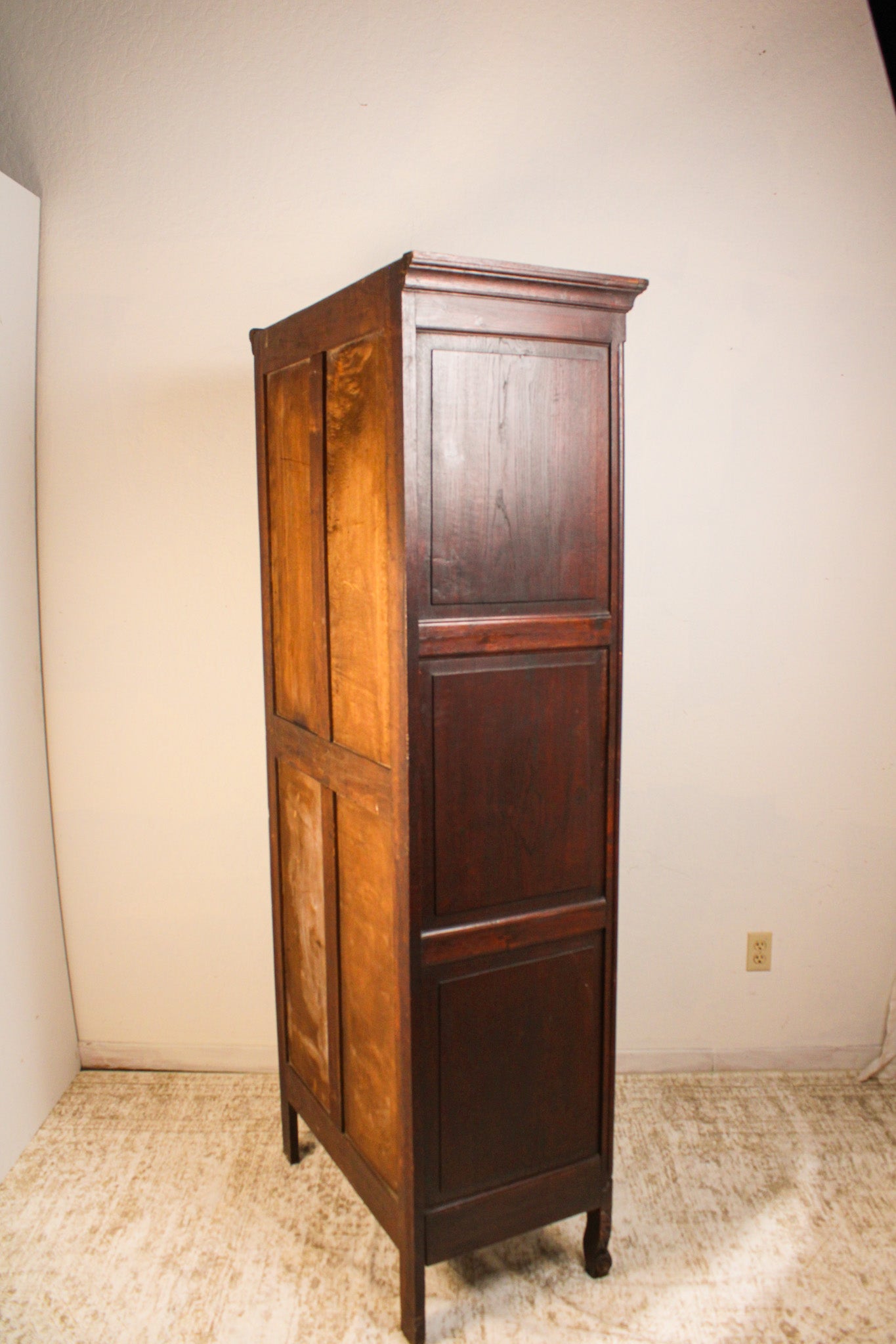French Normandy Oak Bonnetière Armoire
