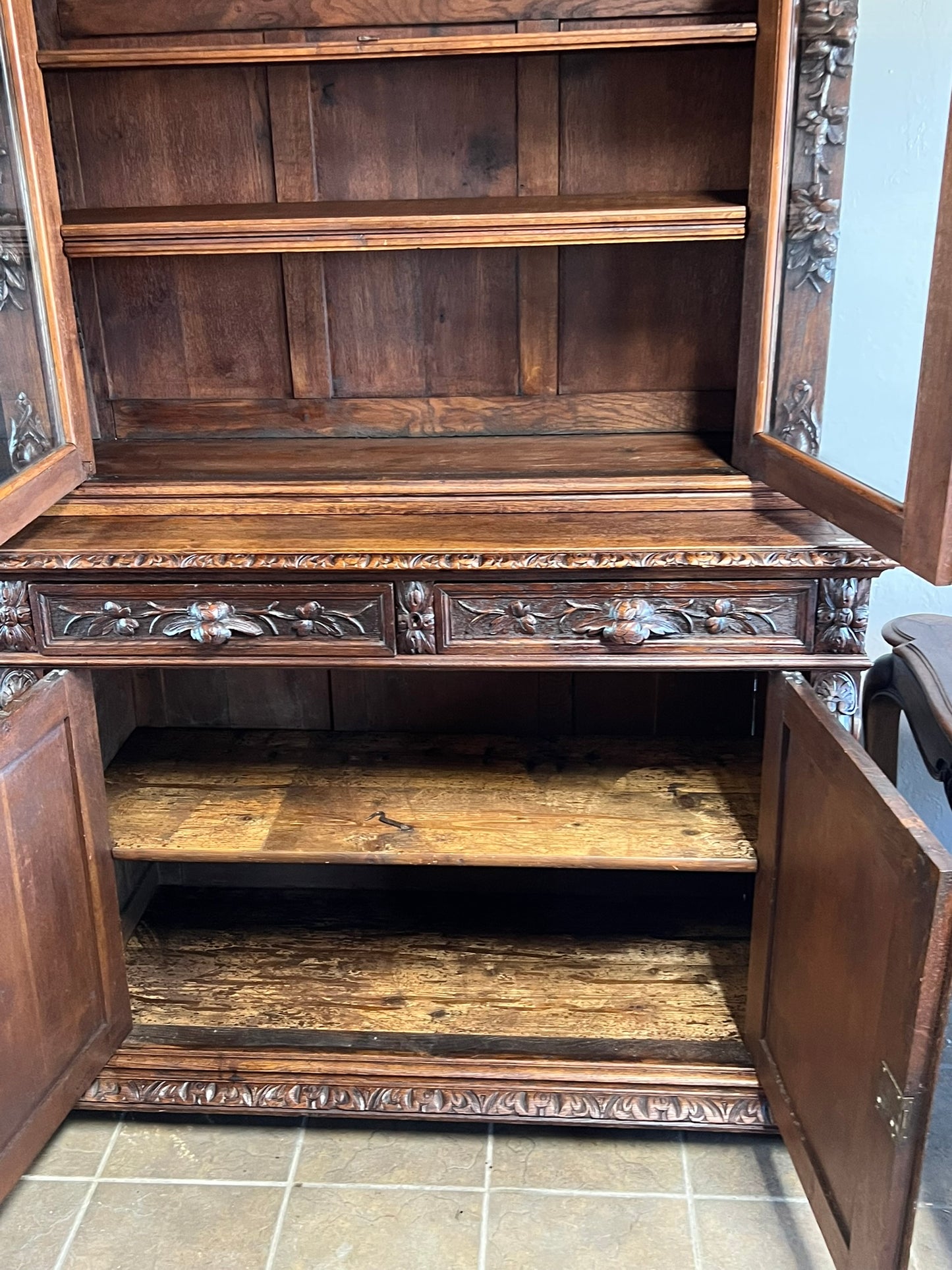 French Normandy Dark Oak Hunter’s Cabinet Hutch