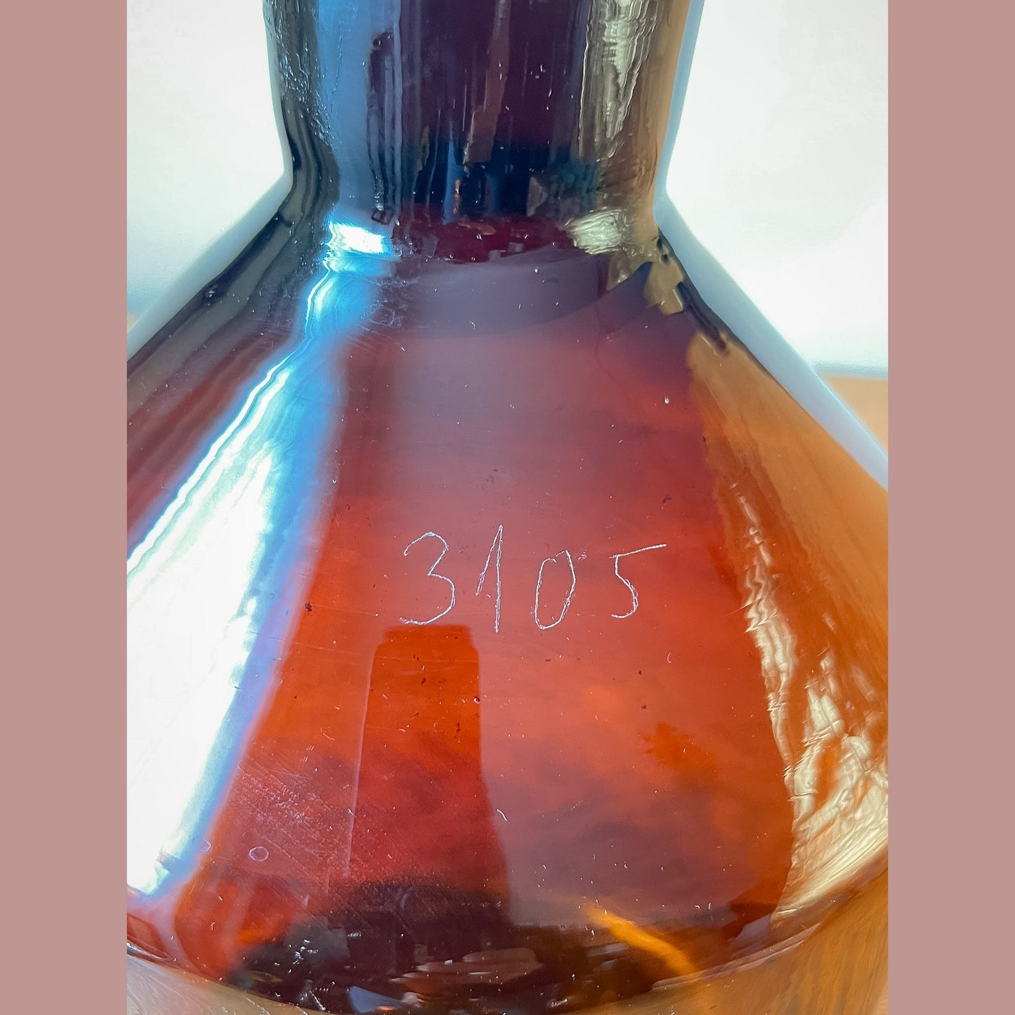 Glass - European Apothecary Jar Dark Brown #533