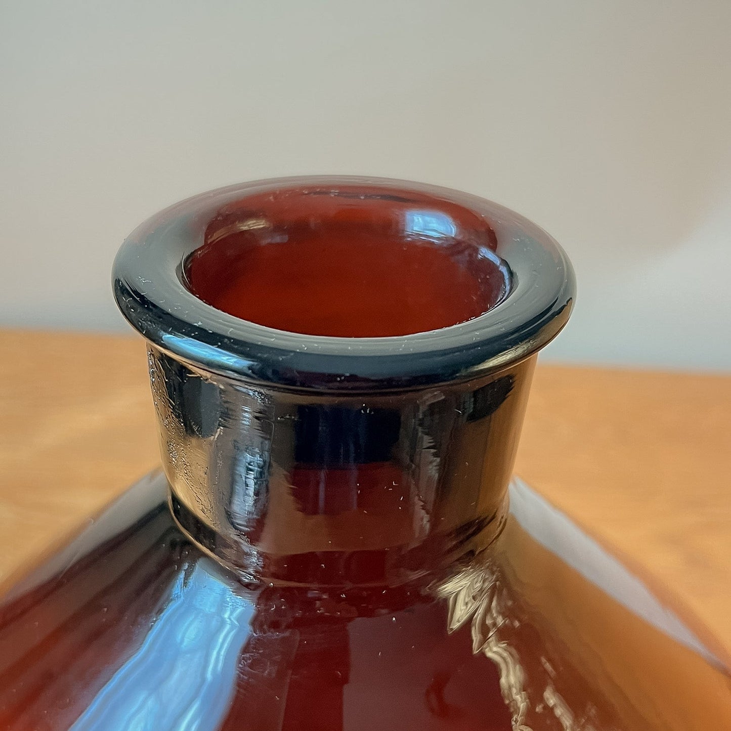 Glass - European Apothecary Jar Dark Brown #533