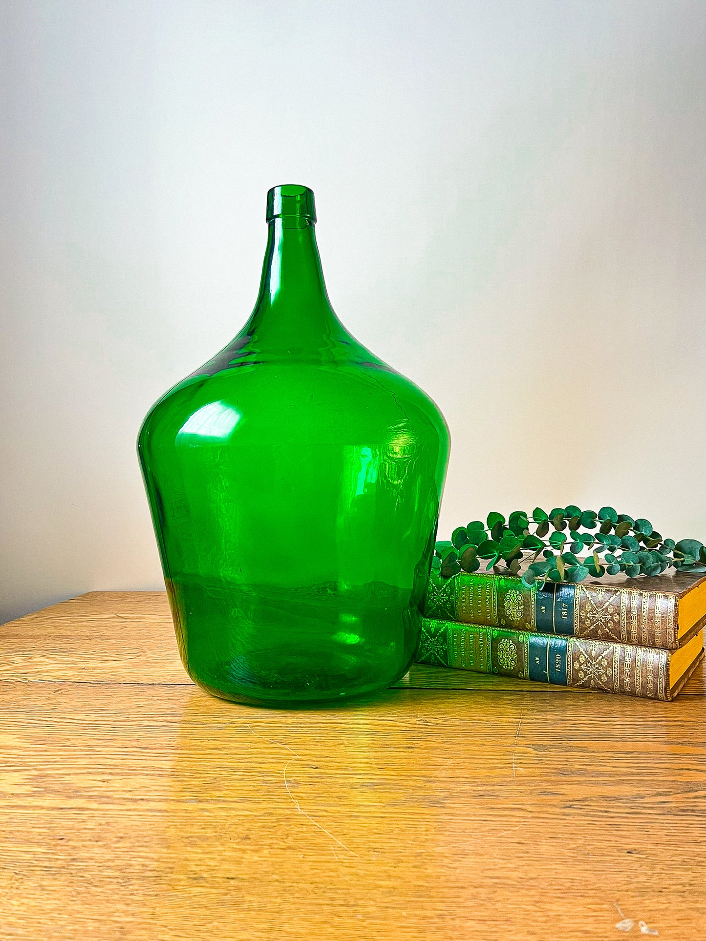 Demijohn - Bright Green Eastern European