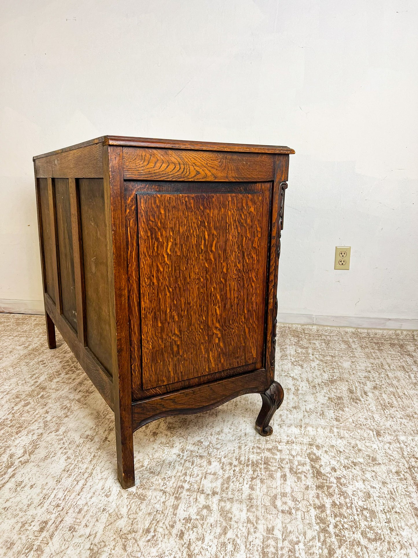 Vintage French Oak Dresser with Carved Details and Serpentine Front