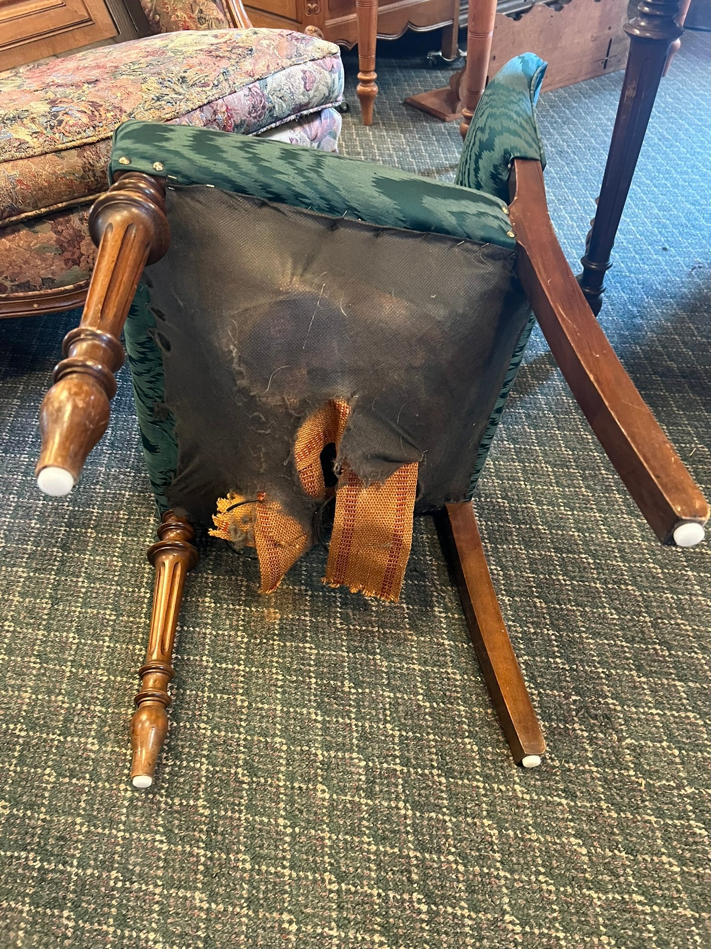 Vintage American Table & 6 Chairs