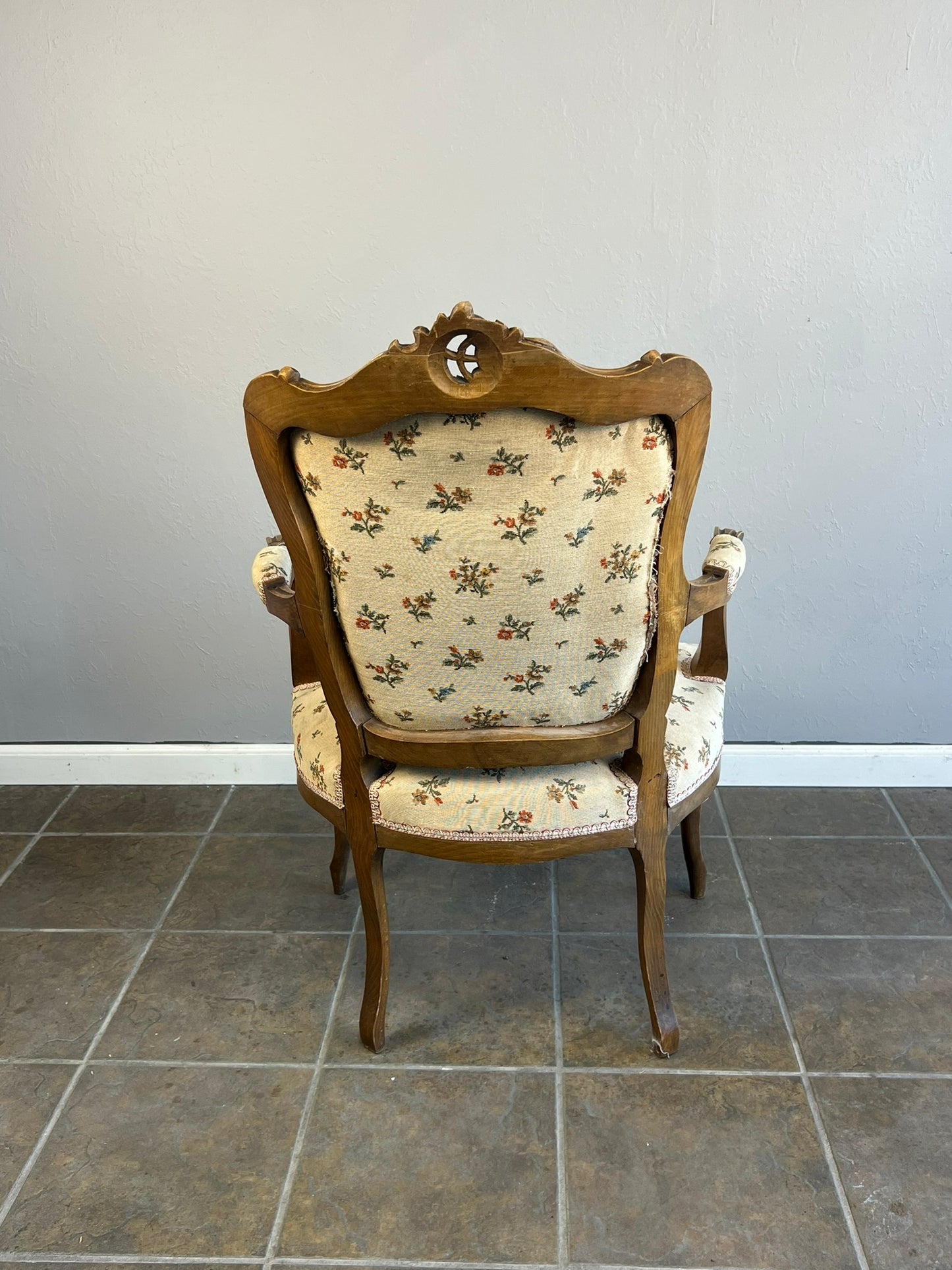 Antique French Louis XV Walnut Armchair with Carved Wood & Floral Upholstery