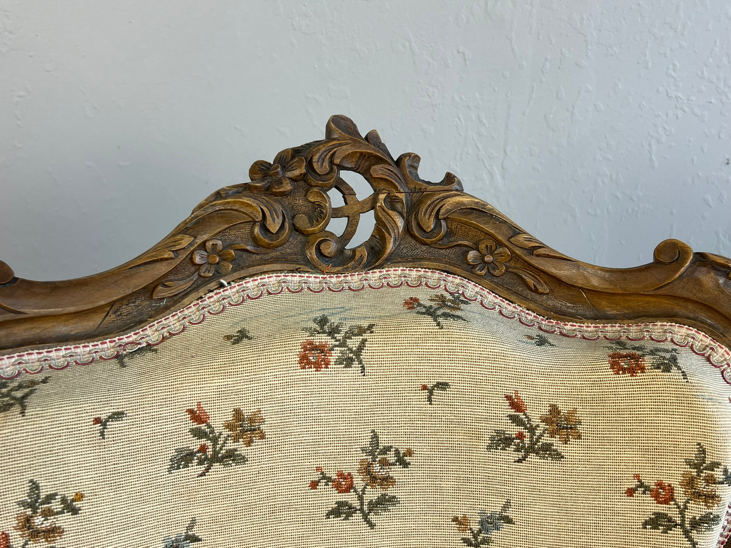 Antique French Louis XV Walnut Armchair with Carved Wood & Floral Upholstery