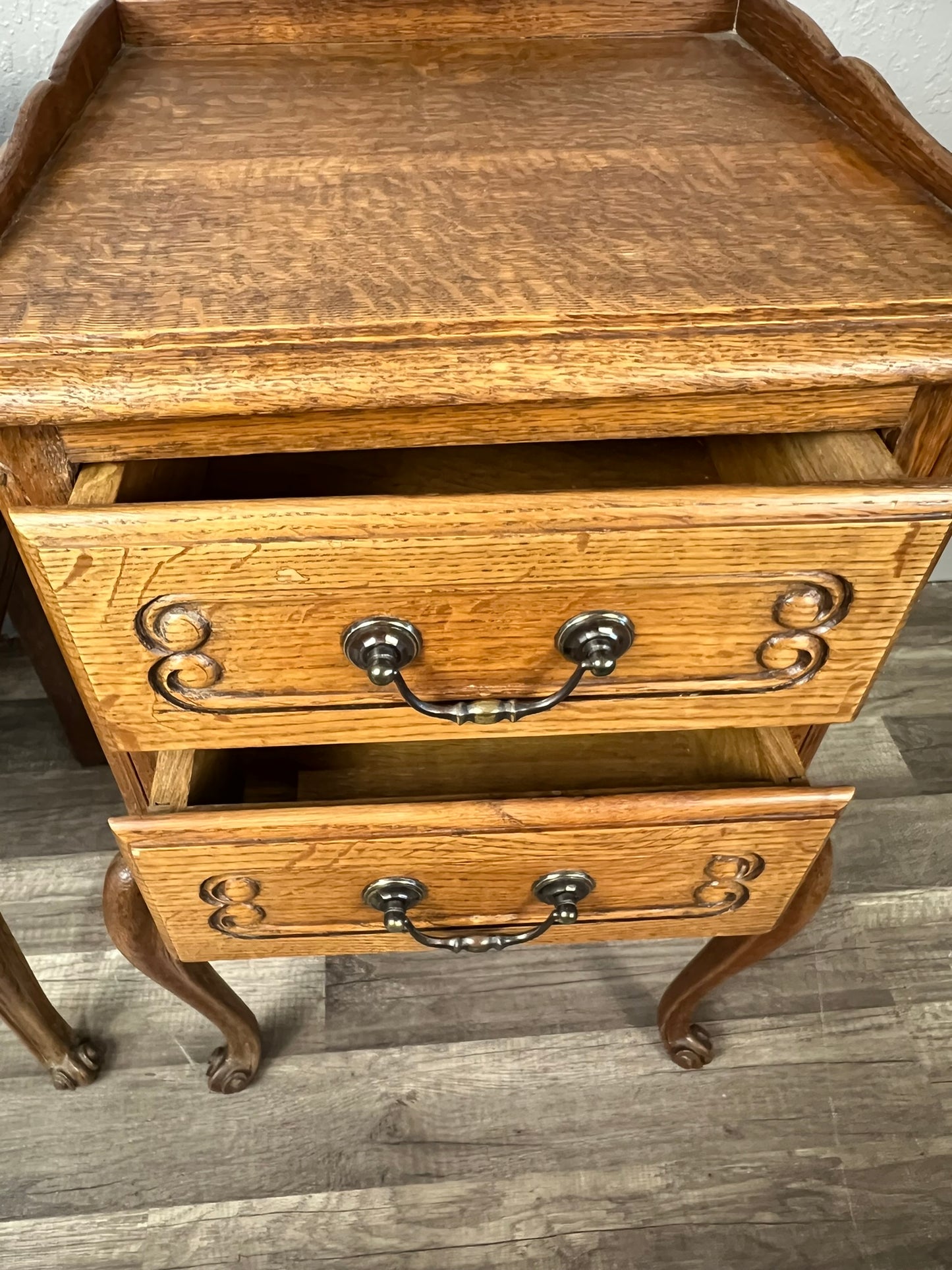 Pair of Vintage Belgian Oak Nightstands – Louis XV Style Bedside Tables with Drawers #643
