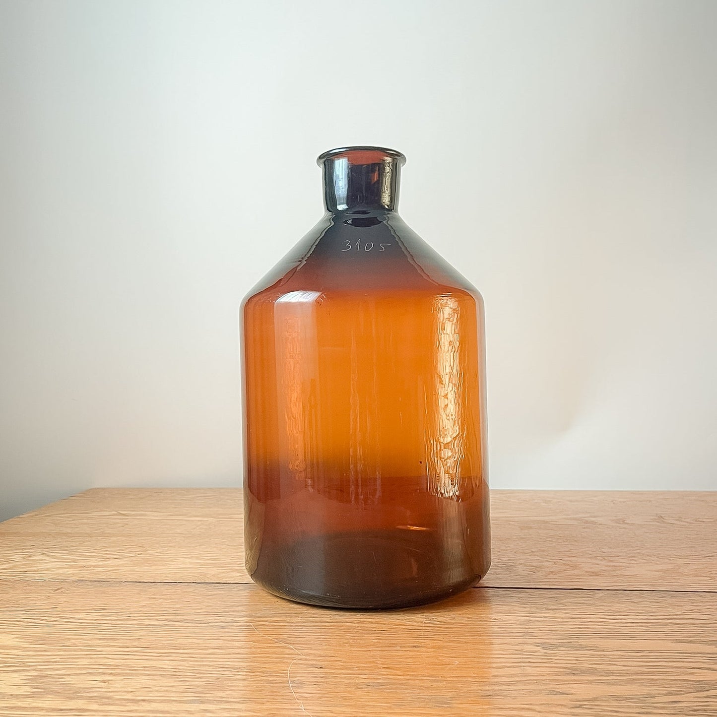 Glass - European Apothecary Jar Dark Brown #533